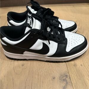 Nike Panda Black and White Low-Tops